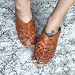 KNULP Woven Leather Wooden Clogs sz 39